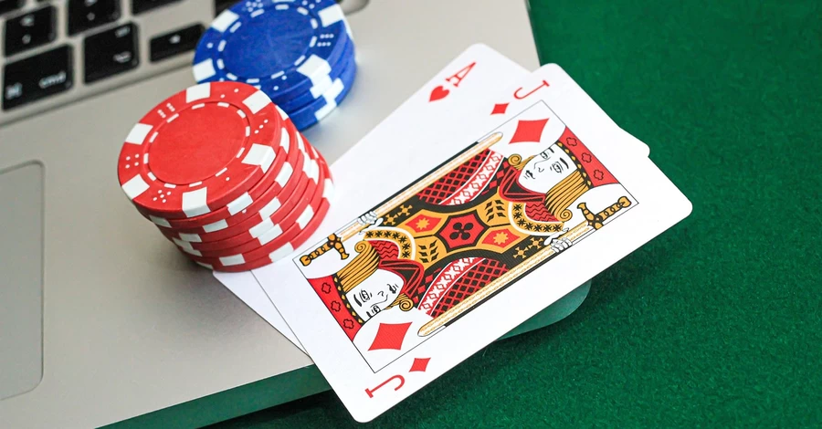 Блогера Заліпуху оштрафували на 4,8 млн гривень за рекламу казино