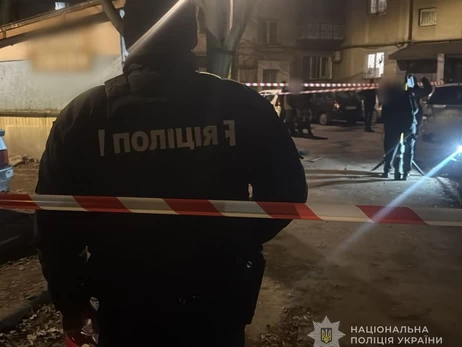 В Одесі невідомі посеред вулиці розстріляли чоловіка