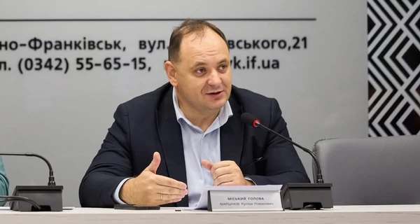 Мэр Ивано-Франковска рассказал, как его остановили патрульные в комендантский час