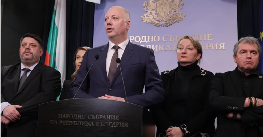 Після масових протестів громадян уряд Болгарії пішов у відставку