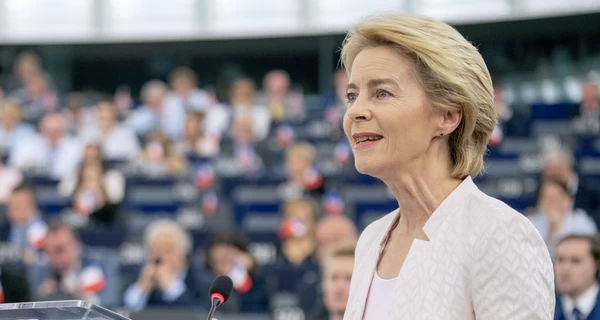 Урсула фон дер Ляйен – Трампу: Не стоит вмешиваться в европейскую демократию