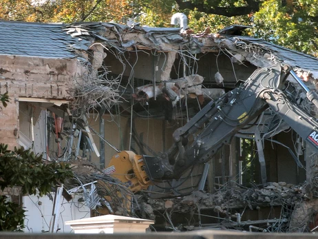 Трамп заявив, що нове крило в Білому домі побудують «приблизно за півтора року»