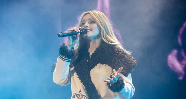 Прем'єри тижня: різдвяний настрій від Федишин і ритми танго від Барських