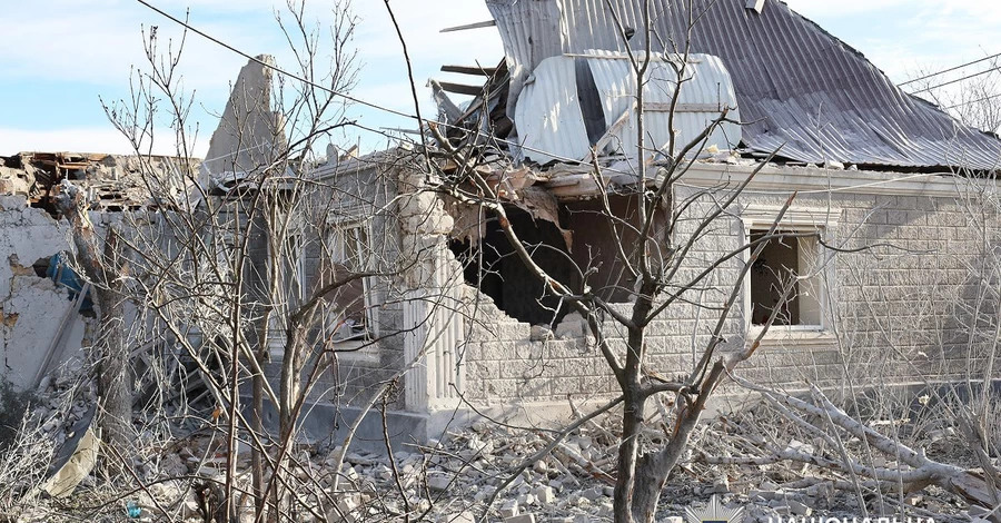 Внаслідок удару РФ по Миколаєву травмовані 5 людей, серед них - 16-річна дівчина