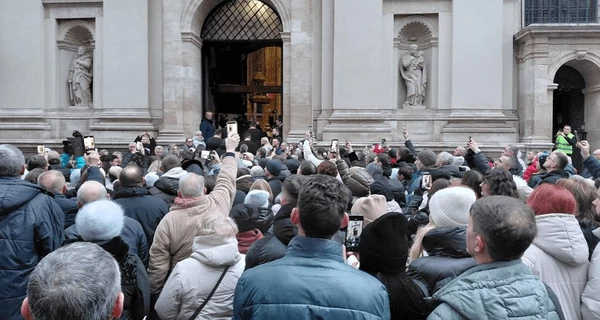 У Львові розпочалося прощання з народним артистом Степаном Гігою
