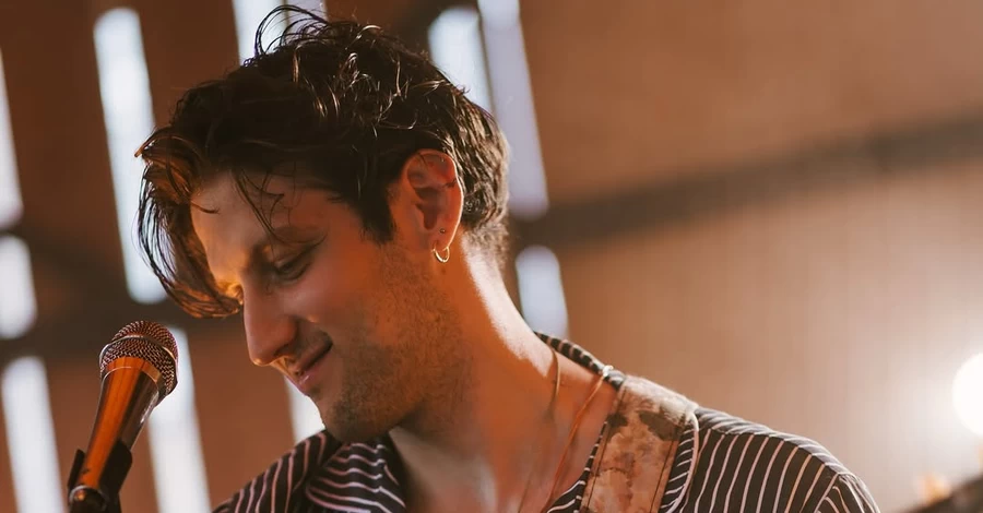 Пилип Коляденко зізнався, що викладає у школі та має бронювання