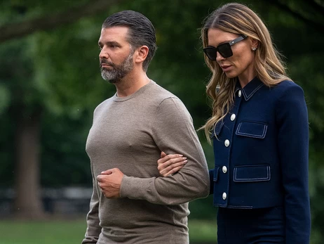 Трамп в Белом доме объявил, что его старший сын женится во второй раз