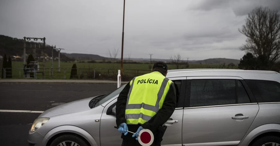 В Словакии перевернулся автобус с украинцами, есть пострадавшие