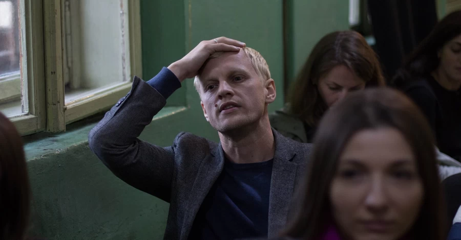 У Шабуніна злили інтимні фото, нардепи стали на його бік