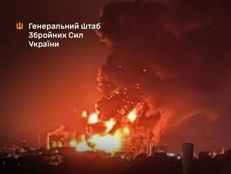 Сили оборони атакували нафтопереробний завод, резервуари та склад боєприпасів росіян