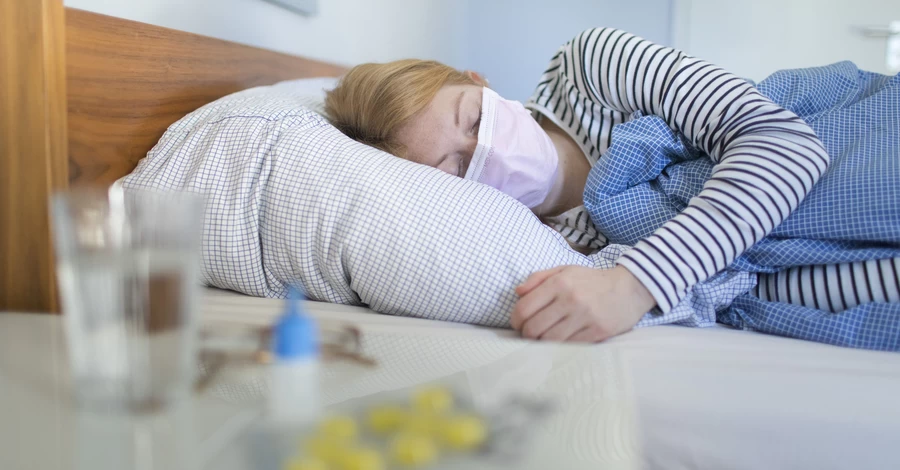 Які віруси загрожують українцям цього сезону - від COVID-19 до гонконзького грипу