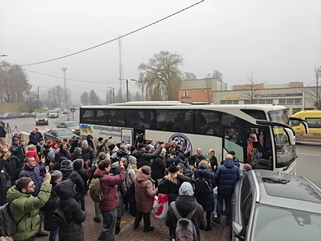 Украина доставила в Польшу и Литву 109 бывших белорусских политзаключенных