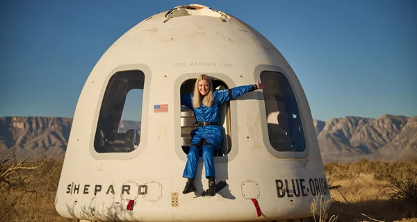 США впервые отправили в космос астронавта на кресле колесном