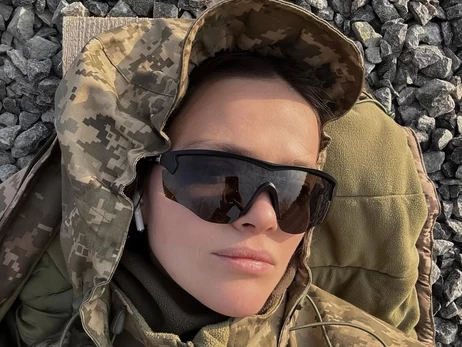 Ведущая шоу 