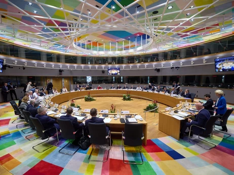 90 мільярдів євро від ЄС: за яких умов Україна отримає ці гроші і на що вони підуть 