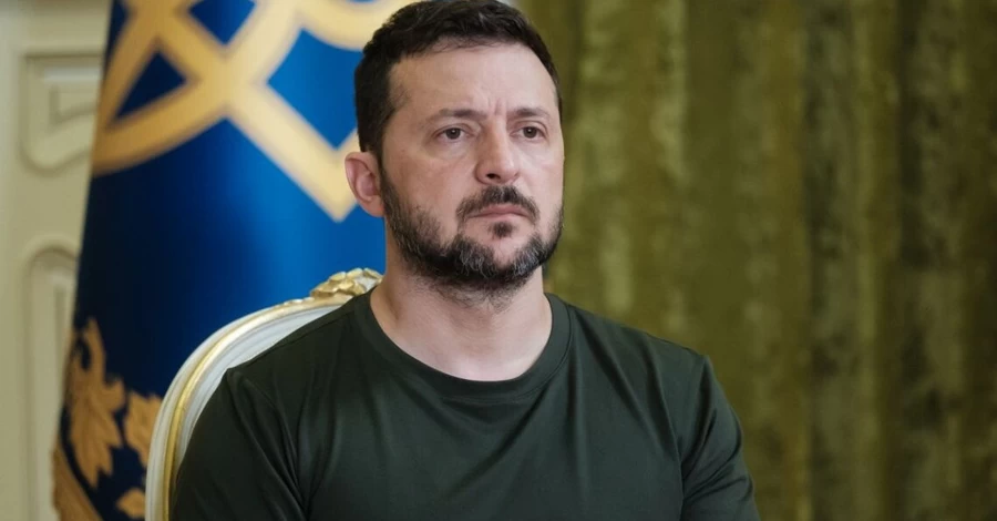 Володимир Зеленський офіційно попередив про можливий масований удар РФ найближчими днями