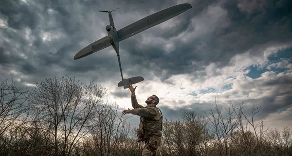 Відхід «богів війни»: як війна в Україні за 2025 рік переписала підручники з військової науки