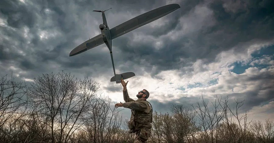 Відхід «богів війни»: як війна в Україні за 2025 рік переписала підручники з військової науки