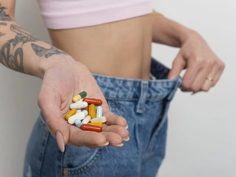 Чудо-таблетка для похудения как новый культ: от эйфории на весах до суицидальных мыслей