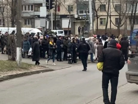  В Днепре мужчина ранил ножом двух военных ТЦК, один из них открыл огонь