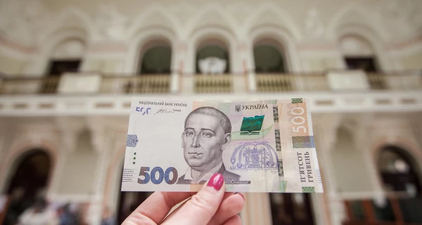 З множинним громадянством і без коньяку: які закони набувають чинності в січні-2026