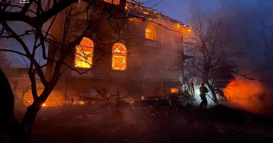 Росіяни атакували Київ - горять багатоповерхівки, є поранені