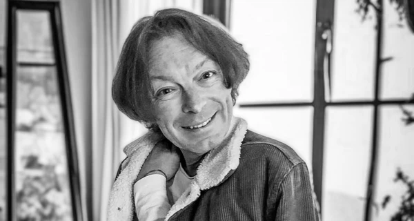 Умер актер и телеведущий Анатолий Суханов