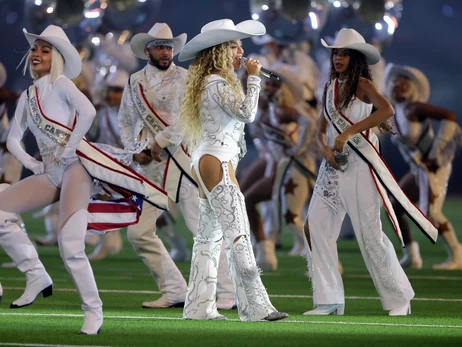 Состояние Бейонсе превысило миллиард долларов, - Forbes