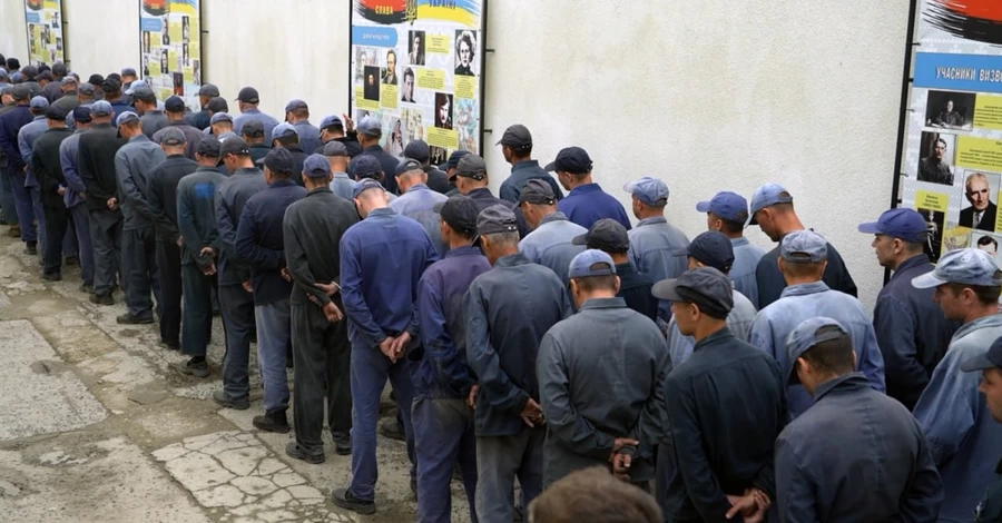 З початку повномасштабної війни понад 10 тисяч солдатів РФ потрапили в полон 