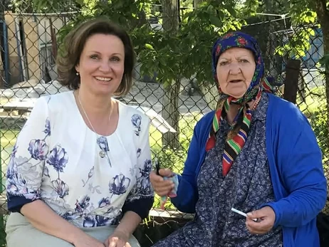 Виконавиця ролі баби Палажки зі 