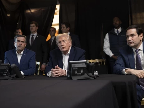 Білий дім опублікував чорно-біле фото Трампа з провокативним написом