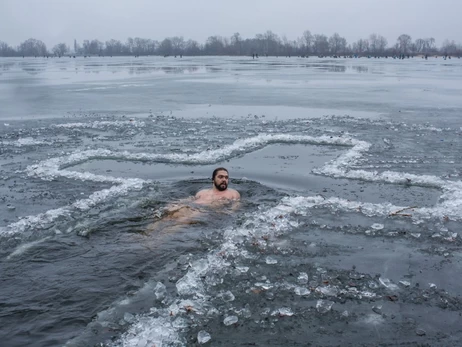 Где в Киеве можно будет погружаться в прорубь на Крещение