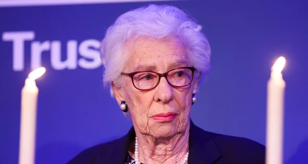 Умерла сводная сестра Анны Франк Ева Шлосс  