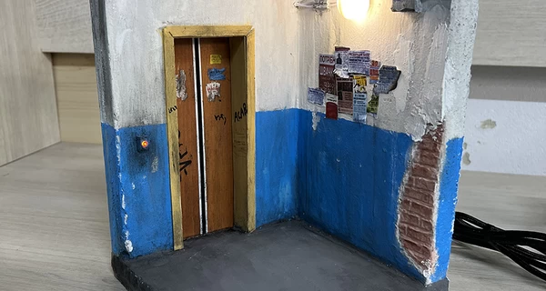 Панельные подъезды в масштабе 1:15: как львовянин создает миниатюрный мир бурных 90-х