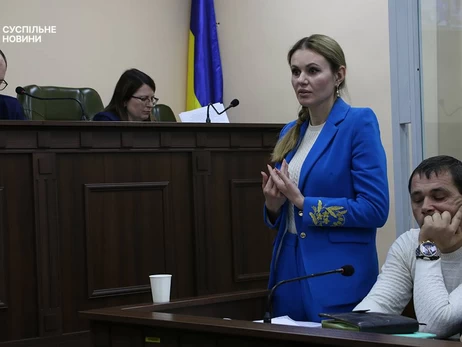 Скороход разрешили снять браслет, потому что она не может надеть зимние сапоги