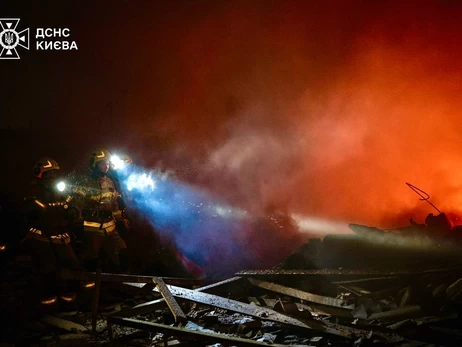 В Киеве после массированной ночной атаки введены экстренные отключения света 