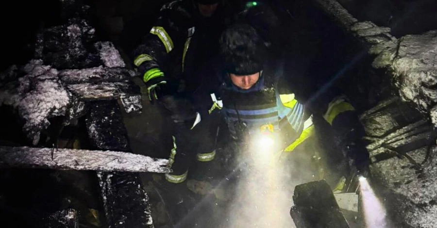 Во время российской атаки ночью повреждено Посольство Катара, - Зеленский