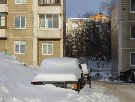 Как разморозить лобовое стекло даже в самые сильные морозы