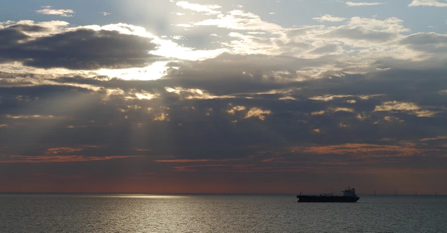 США затримали пʼятий нафтовий танкер у Карибському басейні