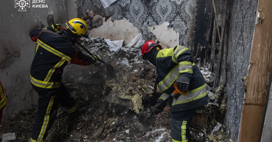 В Киеве завершили спасательные работы после удара РФ - 4 погибших, 25 пострадавших 