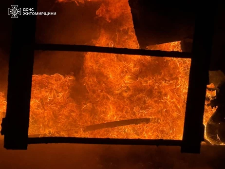 Росіяни вночі вдарили по об'єктах критичної інфраструктури Житомирщини, поранені двоє працівників