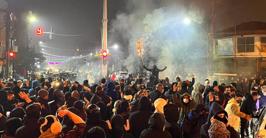 Влада Ірану задіяла дрони для переслідування протестувальників, — ЗМІ