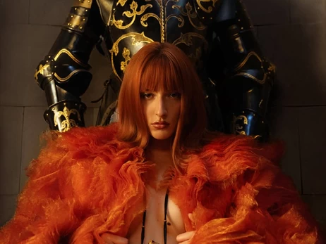 Grisana оголосила про повернення на сцену після скандалу з батьком-корупціонером