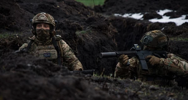Сили оборони підняли український прапор над мерією Куп'янська 
