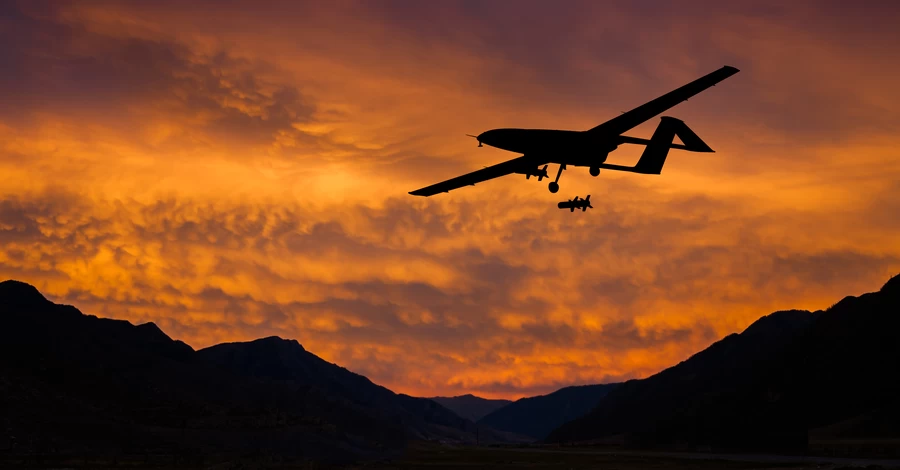 Россияне атаковали 25 ракетами и 293 дронами