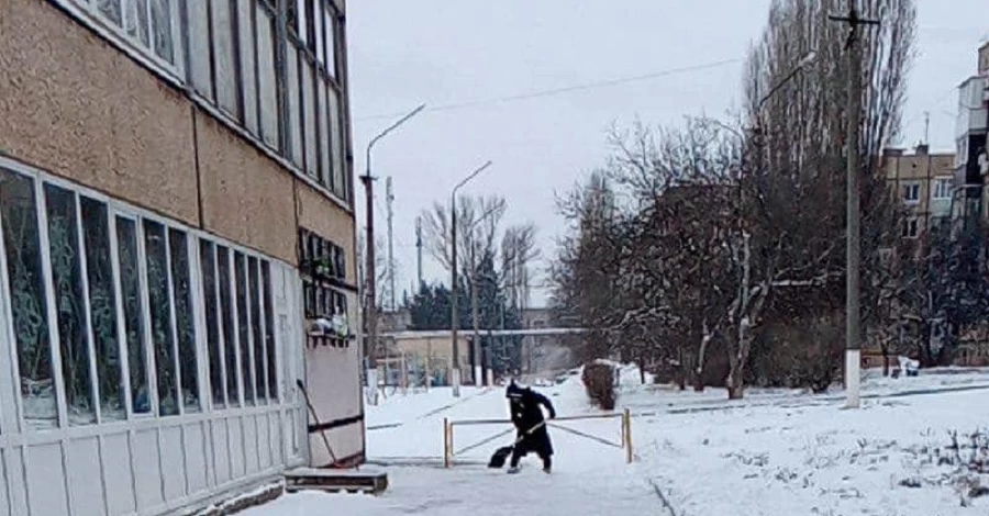 У Кривому Розі директор гімназії, яка не пустила людей до укриття, звільнилася