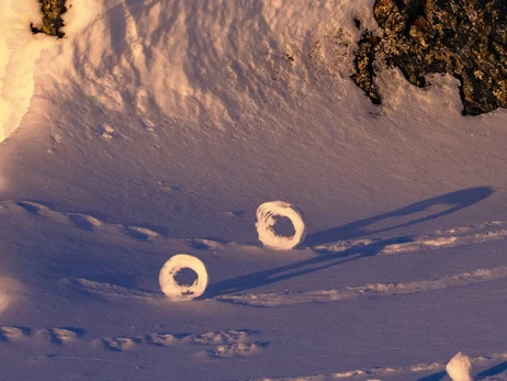 Пончики, млинці та карнизи - українські полярники поділилися неймовірними фото