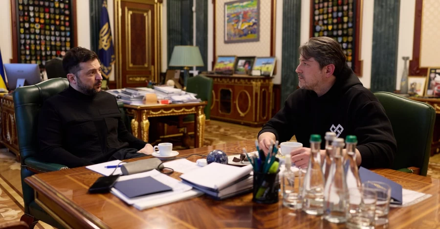 Зеленский встретился с Притулой, чтобы обсудить волонтерское движение и помощь ВСУ 