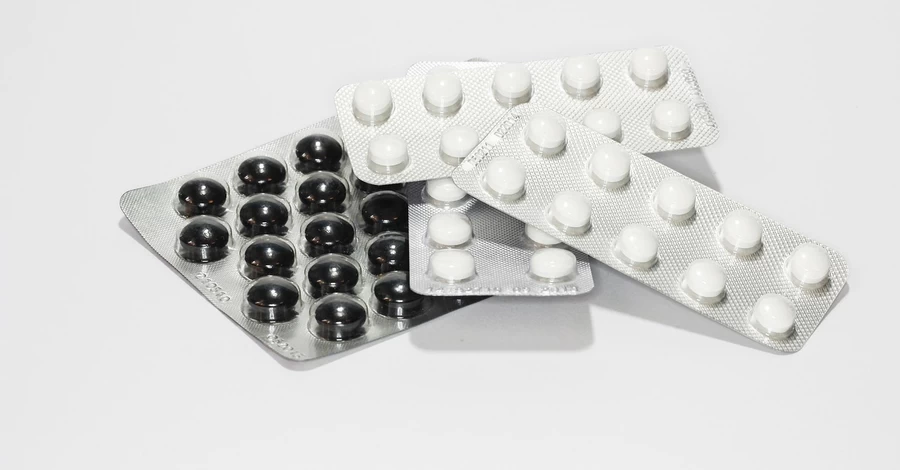 Чергові аптеки Києва працюватимуть 24/7 під час тривалих відключень світла