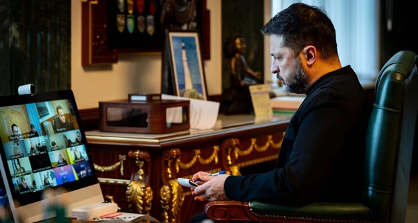 Зеленський доручив розібратися з будинками, що залишаються без тепла у столиці